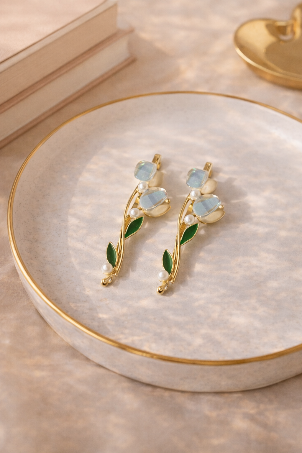 Tulip Vine Side Hair Pin
