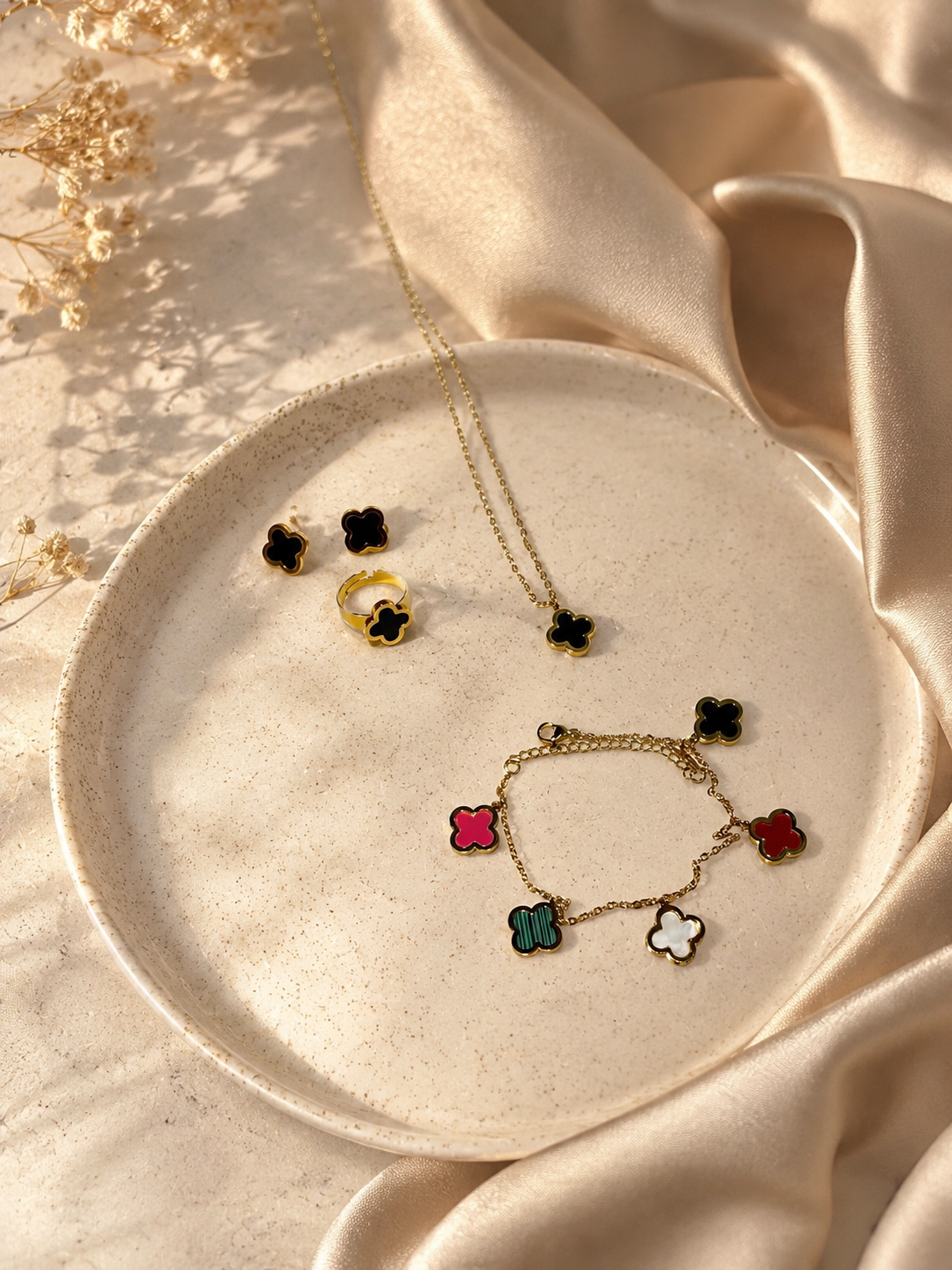 Clover Gold-Plated Jewelry Set
