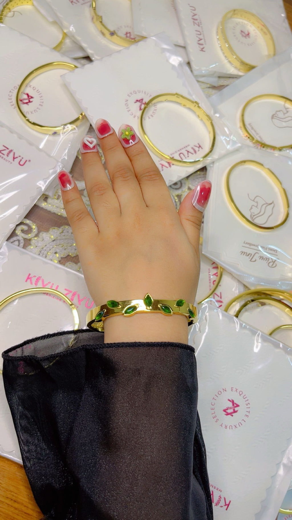 Emerald 18K Gold Plated Kada Bracelet