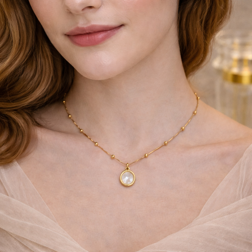 Minimal Pearl Pendant