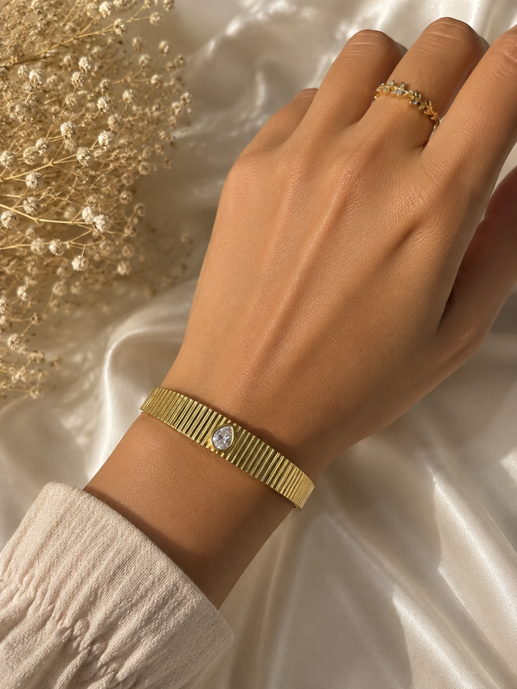 Cut Crystal Anti-Tarnish Kada Bracelet
