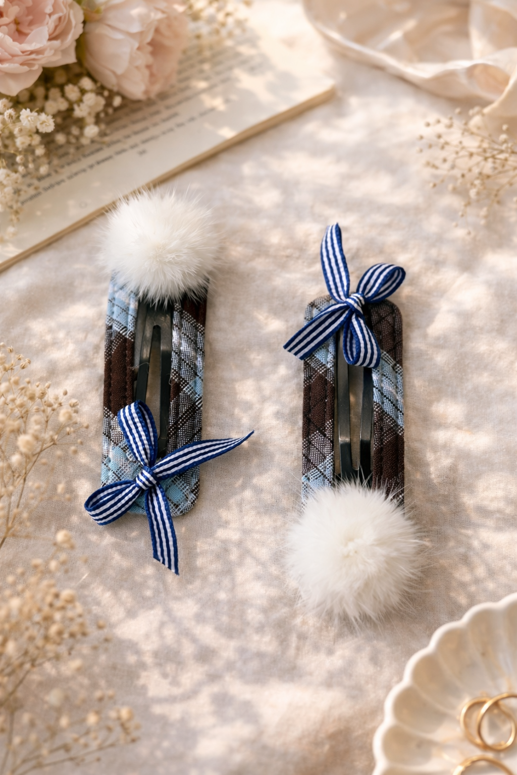 Pom Pom Tik Tak Hair Clip