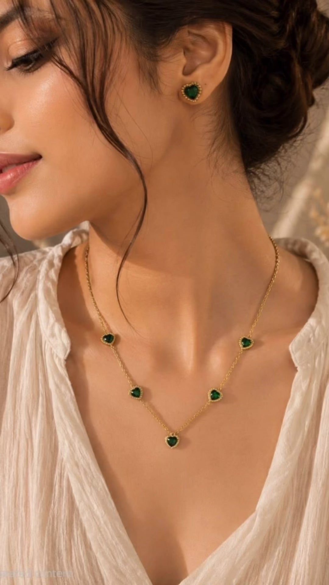 Alia Bhatt Emerald Heart Necklace Set