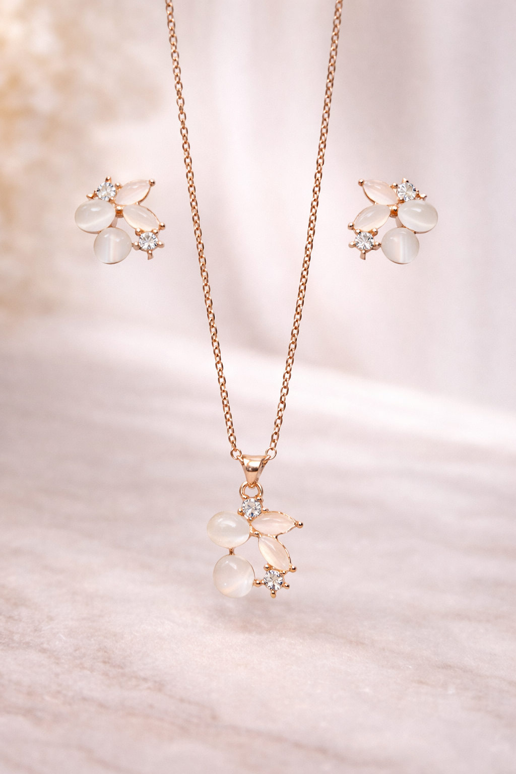 Pearl Blossom Pendant Necklace Set