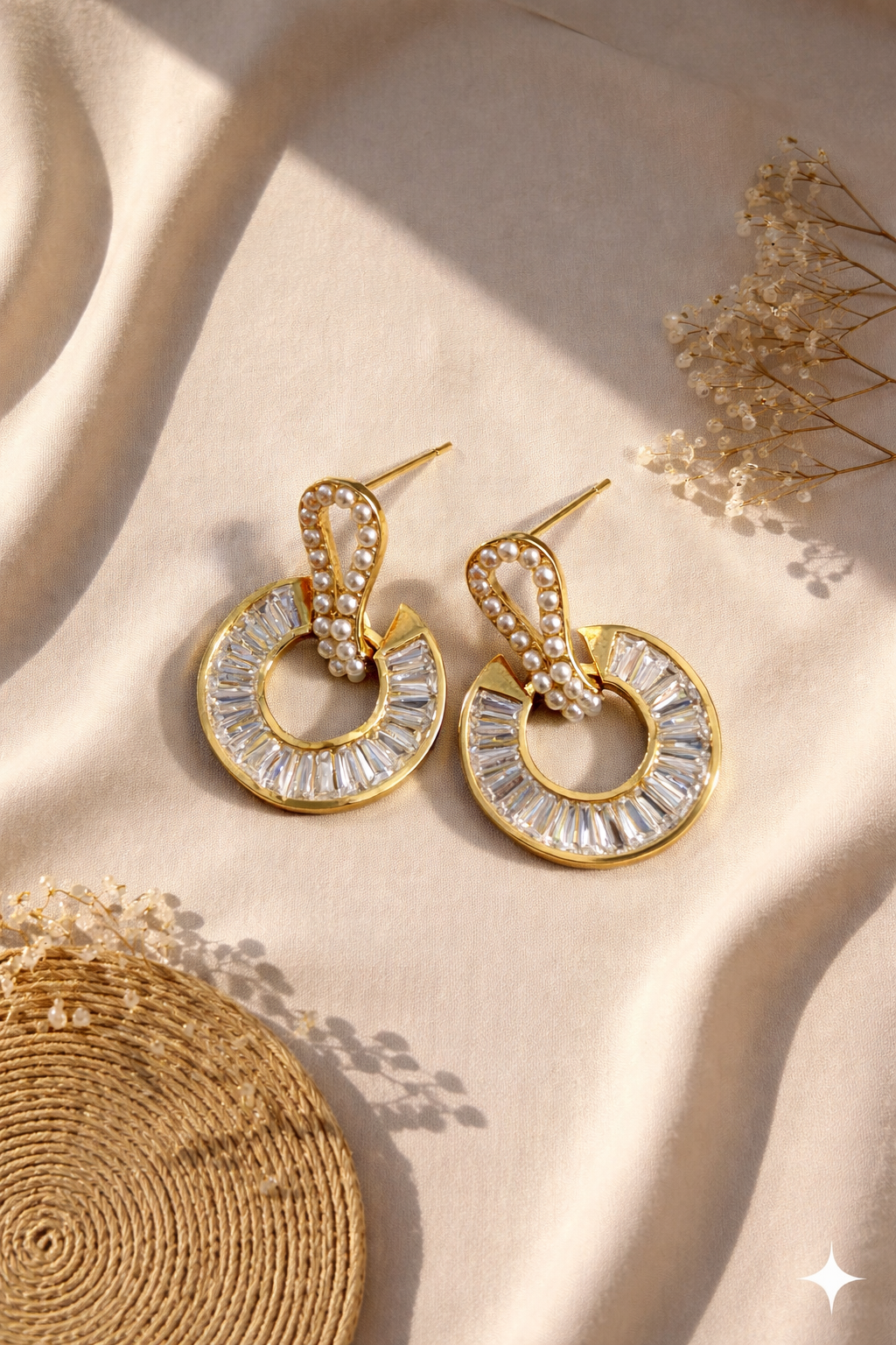Elegant American AD Loop Earring